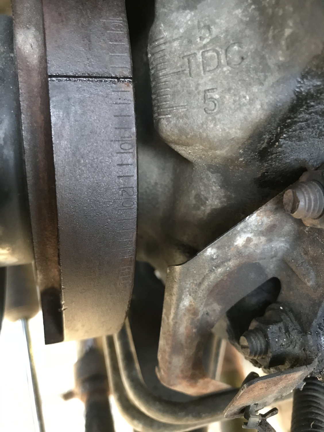 how to FIND a pistons Top Dead Center on the COMPRESSION STROKE