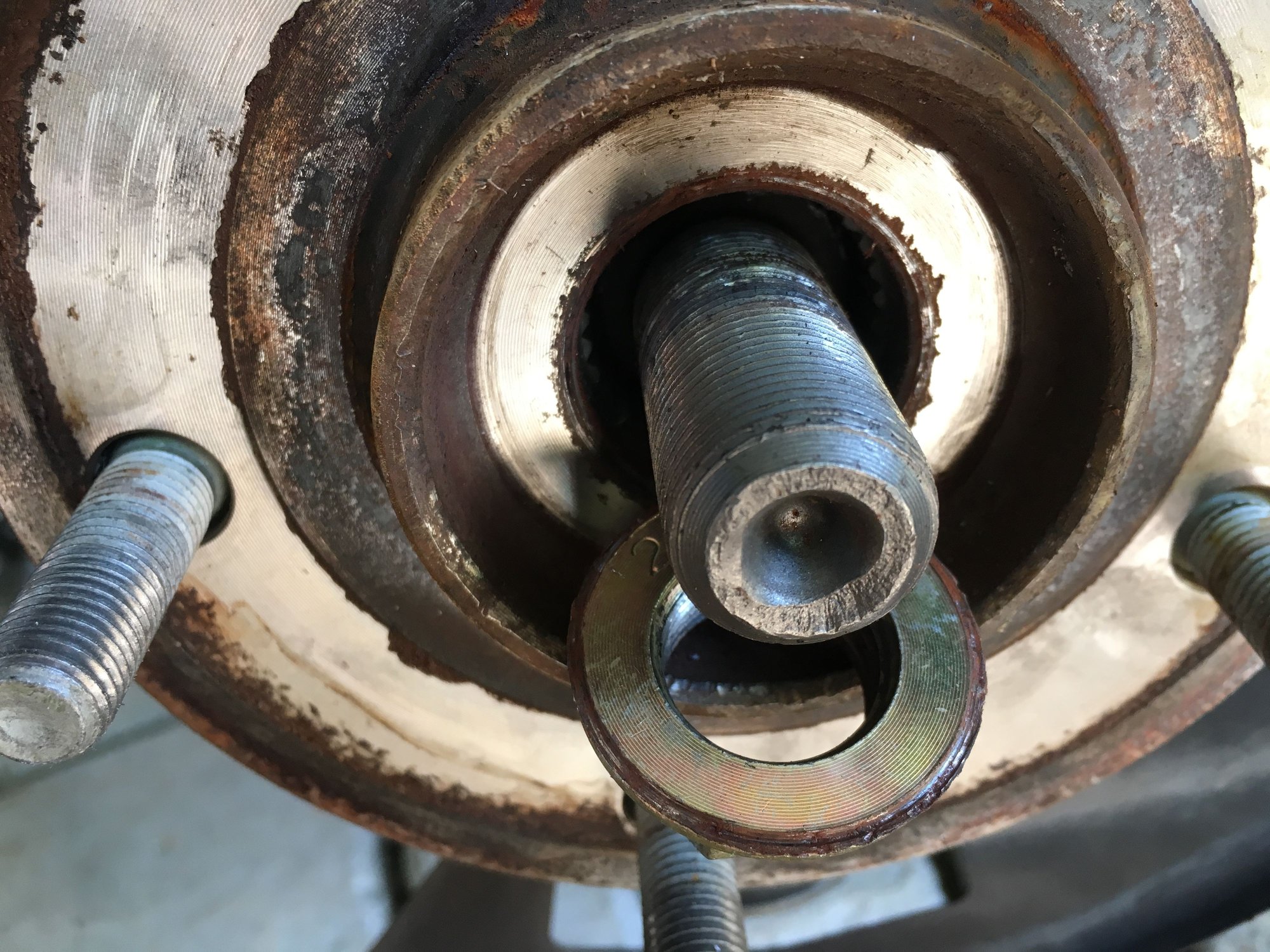 5th Gen 08+ Help with 2013 axle nut torque cv joint replacement