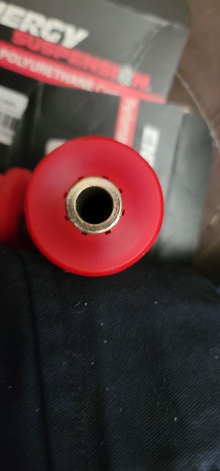 Grooves Lower control arm