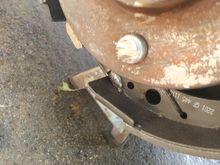 Cut into stud for chisel on hammer drill set to hammer.   Ended up cross cutting and using the point chisel.