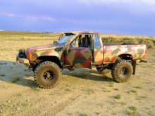 my 84 toyota Ex-Cab. 37&quot; swampers. 3&quot; body lift. 4:56 gears
Solid axle. warn hubs, Warn 8000# winch.