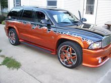 Garage - SRT8Durango01