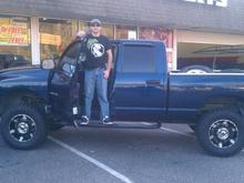 The day I got her lifted. (6 inch suspension lift, 35 inch Pro Comp Xtreme All-terrains, 18 inch XD Spy 2 tone wheels, Pro Comp MX-6 Shocks)