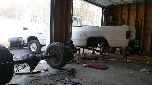 Dodge surrealism. New perches tacked in place on the axle.