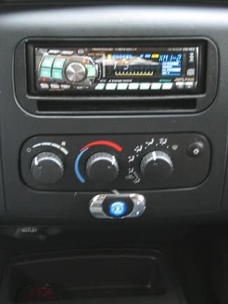 New Alpine Deck with i-pod and xm radio interface