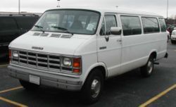 250px Dodge Ram Wagon