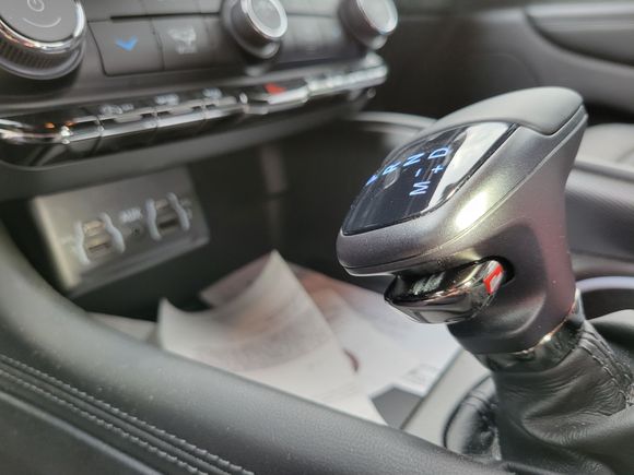 2022 Dodge Durango GT Plus AWD Shifter
