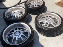 20" staggered wheels/rims with tires having 9/32 tread