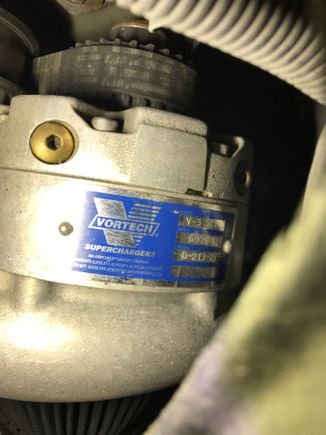 V3 SCi (stand-alone) supercharger (no oil to pan).