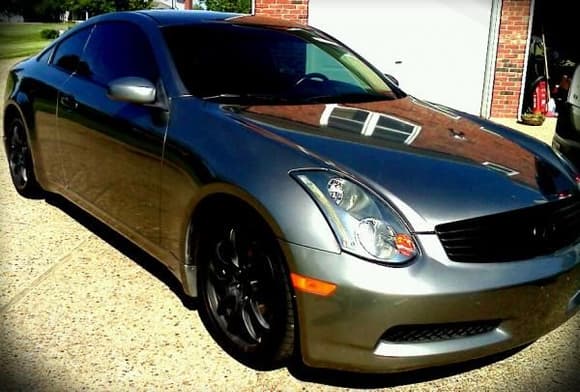 myG35, blacked out