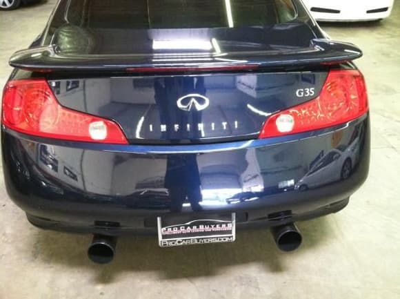 Back side :) dual Greddy racing exhaust