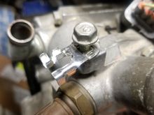 10mm interlocking ground terminals.