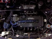 THIS IS WHAT IT LOOKED LIKE AFTER SOME INTERNAL AND EXTERIOR WORK WAS DONE. GSR VALVE COVER WAS MESSED UP SO I REPLACED IT WITH B16 VALVE COVER.