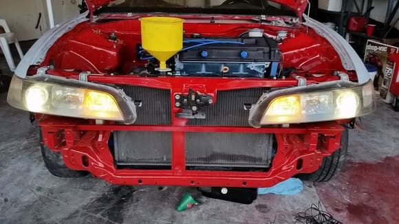 decided to put the black valve cover red get dirty to fast!