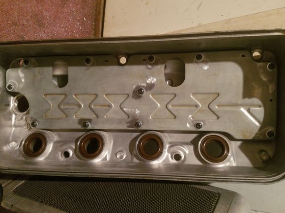 I forgot to grab a pic of the interior before closing it up. But I added a very small bead of High-Temp RTV to the VC side of the Jam nuts and to the entire contact point of the baffle plate and VC before tightening it all down