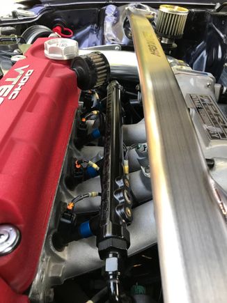 SK2 CARBON COMPOSITE FUEL RAIL