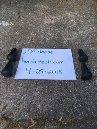 OEM EK and EG shift knobs.
$5 each