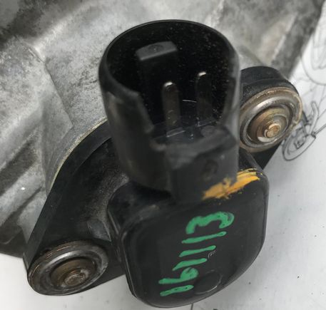 Salvaged TB ?TP Sensor? connection housing with large chip broken off