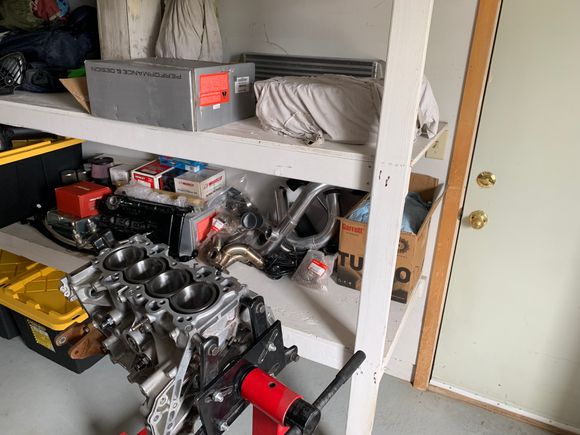 Made a make shift engine building area. 