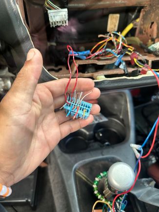 The harness plug the owner before me cut 