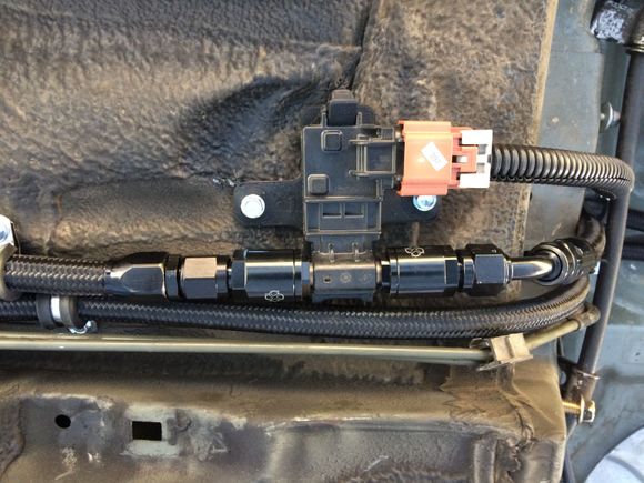 GM sensor with AN fittings