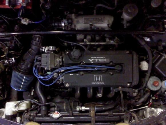 THIS IS WHAT IT LOOKED LIKE AFTER SOME INTERNAL AND EXTERIOR WORK WAS DONE. GSR VALVE COVER WAS MESSED UP SO I REPLACED IT WITH B16 VALVE COVER.