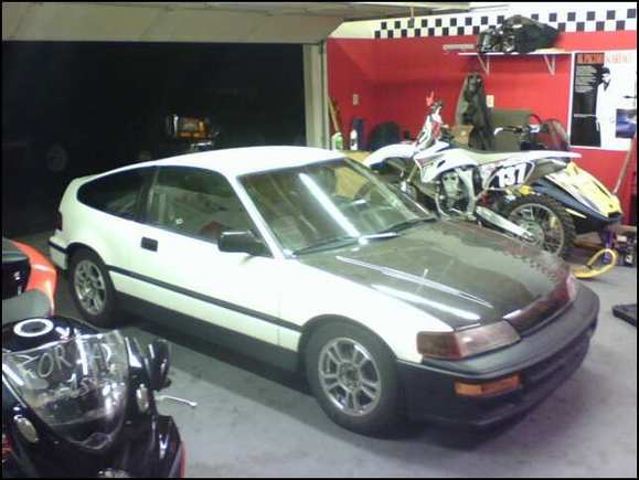 New rex just picked up a few weeks ago. Swapping everything over from my si, interior, disc brakes, fully built b16a, jdm front end with carbon hood, etc... more pics as it gets finished