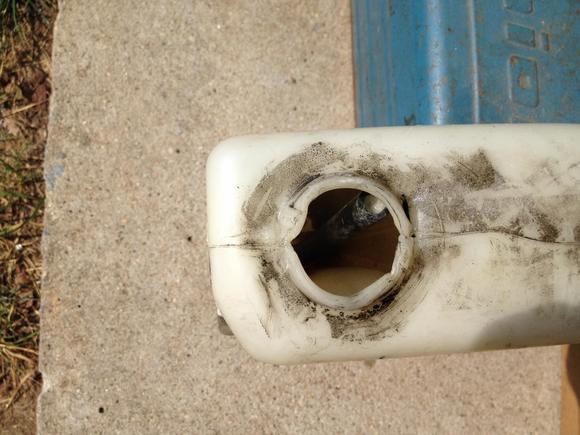 overflow reservoir tube