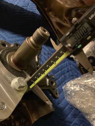 This is the USDM Type R spindle shaft