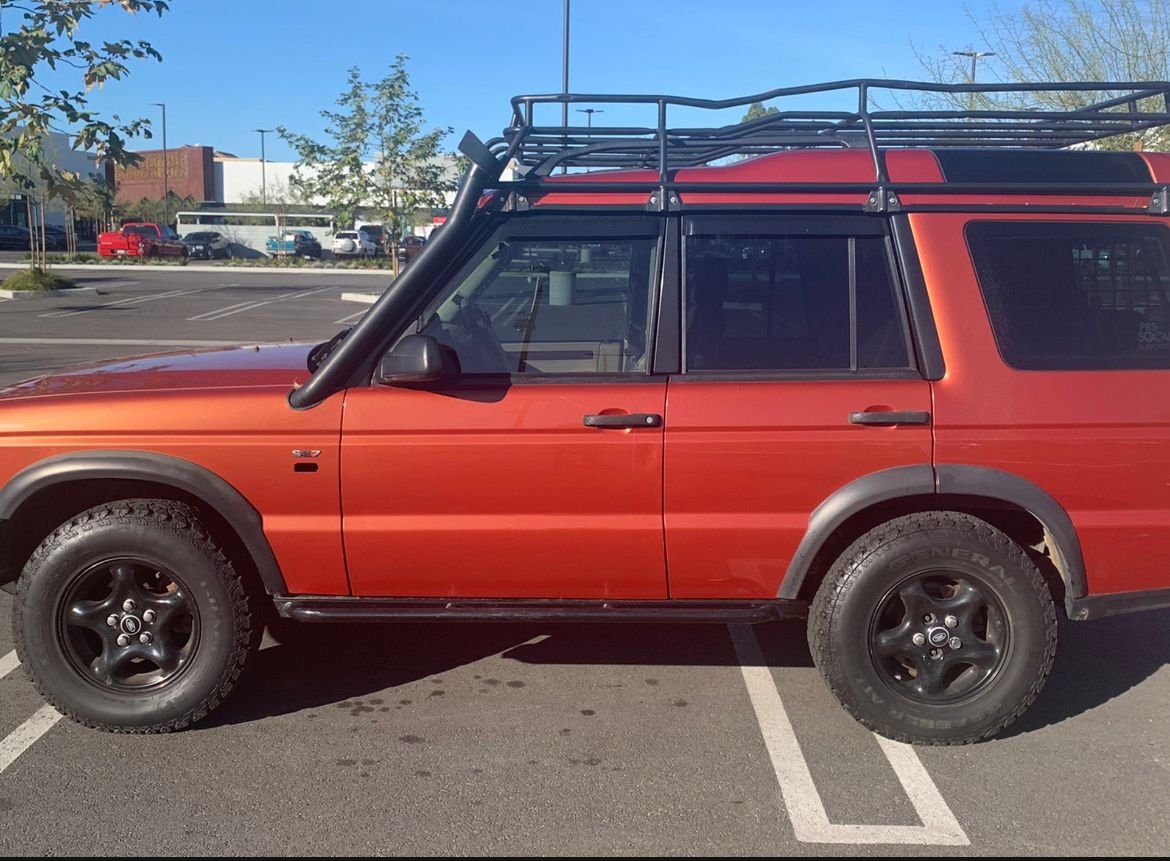 1999 Land Rover Discovery - 99 DISCO FOR SALE (Runs good) - Used - VIN SALTY1240XA230257 - 171,000 Miles - 8 cyl - 4WD - Red - Las Vegas, NV 89102, United States