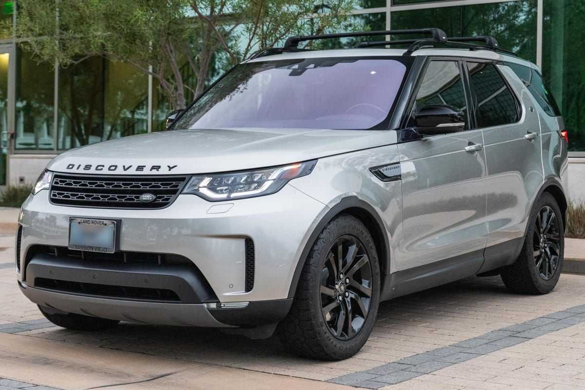 2017 Land Rover Discovery - 2017 Diesel Disco with 67k miles - Used - VIN SALRRBBK7HA029484 - 67,000 Miles - 6 cyl - AWD - Automatic - SUV - Silver - Laguna Niguel, CA 92677, United States