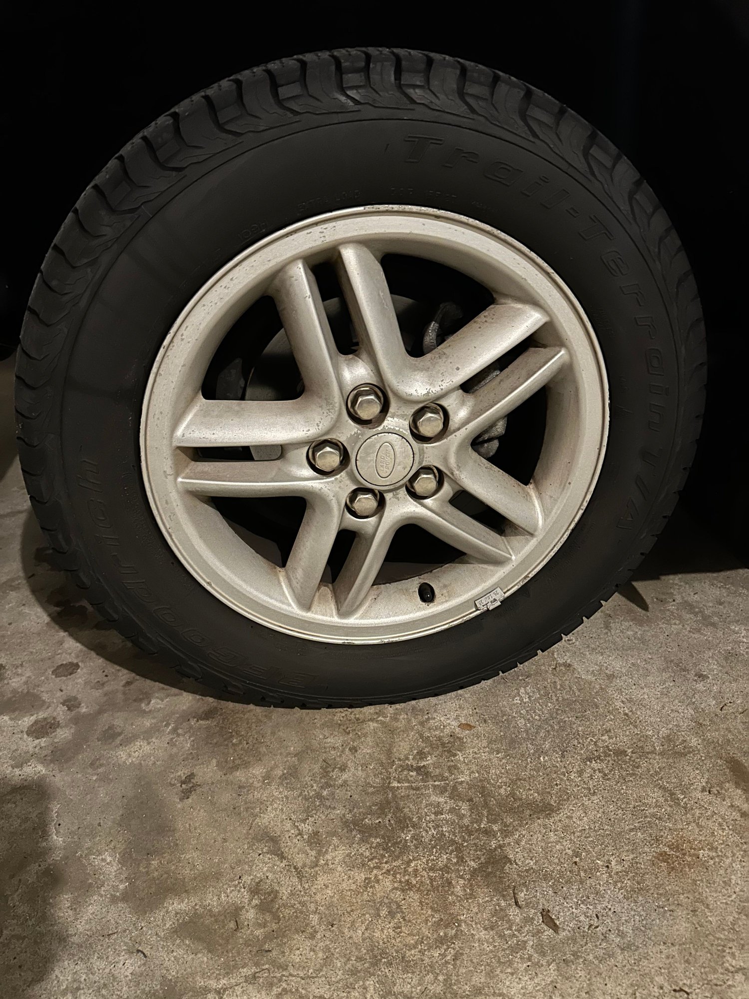 2003 Land Rover Discovery - 2003 Discovery 2 SE7 - Used - VIN SALTW16423A814573 - 120,546 Miles - 8 cyl - 4WD - Automatic - SUV - Gray - Hudson, MA 01749, United States