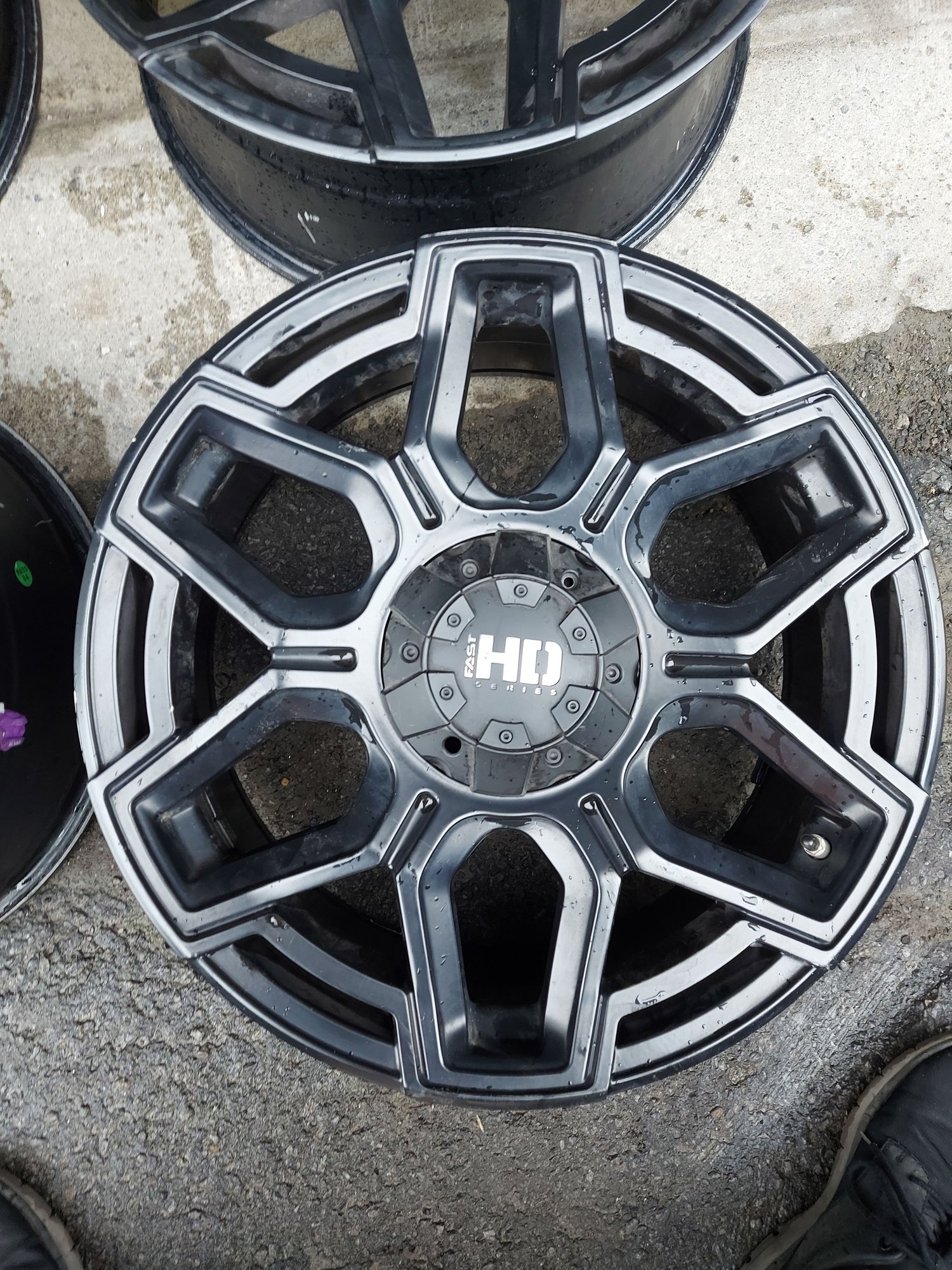 Wheels and Tires/Axles - 20" Fastco Mags 5x120 - Used - All Years Land Rover Defender - All Years Land Rover Discovery - All Years Land Rover Range Rover - All Years Land Rover Discovery Sport - All Years Land Rover LR2 - All Years Land Rover LR3 - All Years Land Rover LR4 - All Years Land Rover Range Rover Sport - Lasalle, QC H8N1W2, Canada