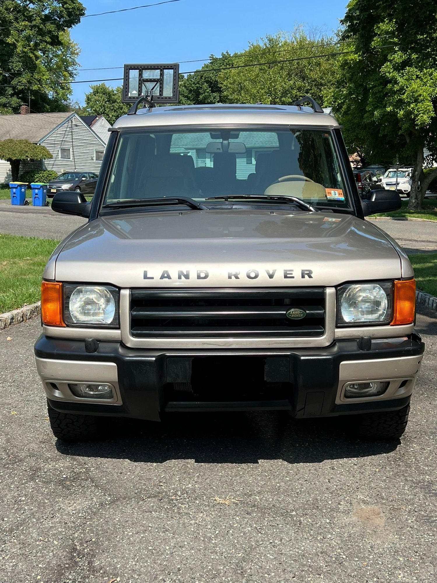 2002 Land Rover Discovery - 2002 D2 For Sale - Used - VIN SALTY12452A757347 - 136,000 Miles - 6 cyl - AWD - Automatic - SUV - Gold - North Plainfield, NJ 07062, United States