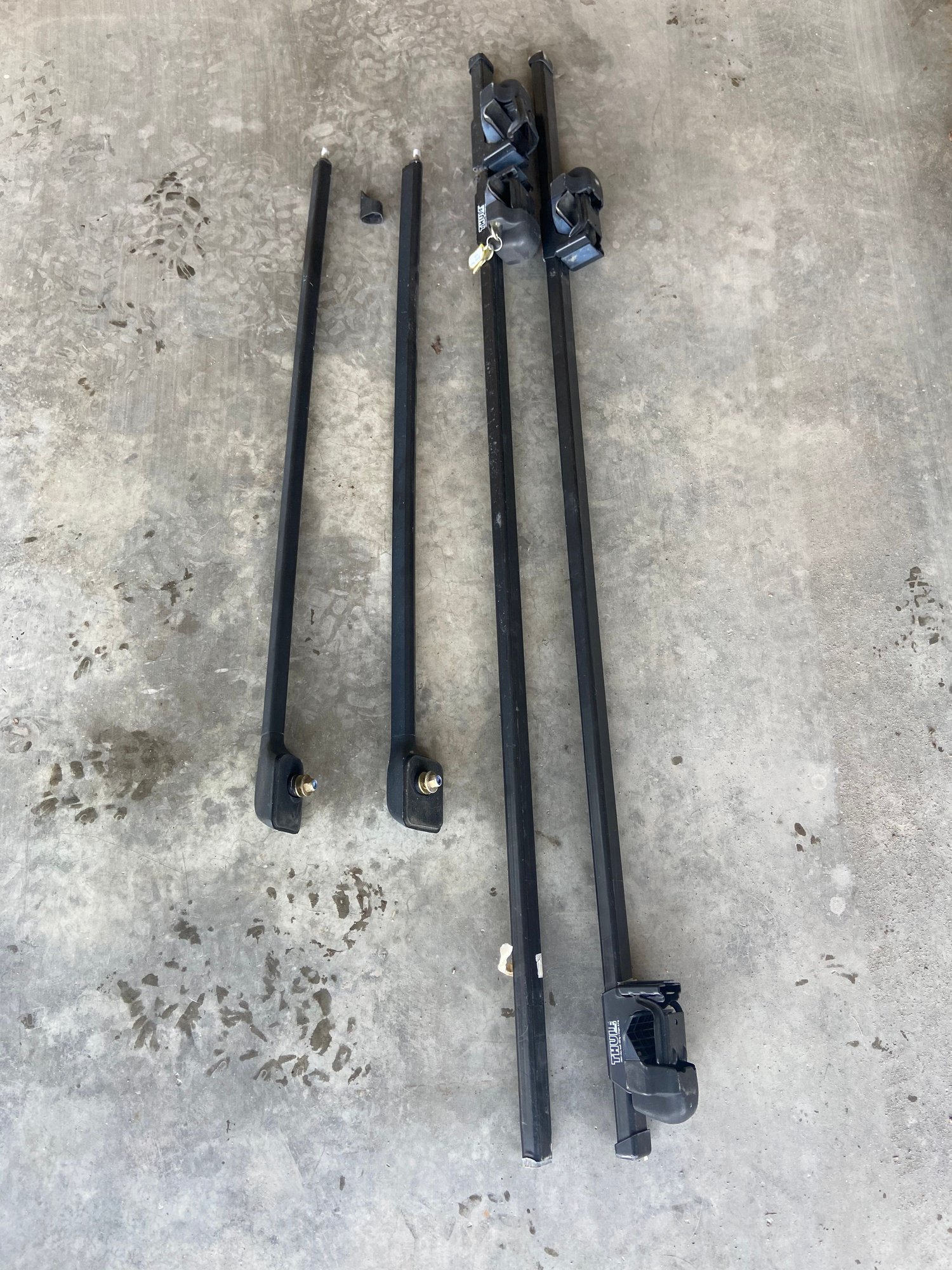 Exterior Body Parts - Discovery 2 OEM roof bar extenders plus! - Used - 1999 to 2004 Land Rover Discovery - Missoula, MT 59803, United States