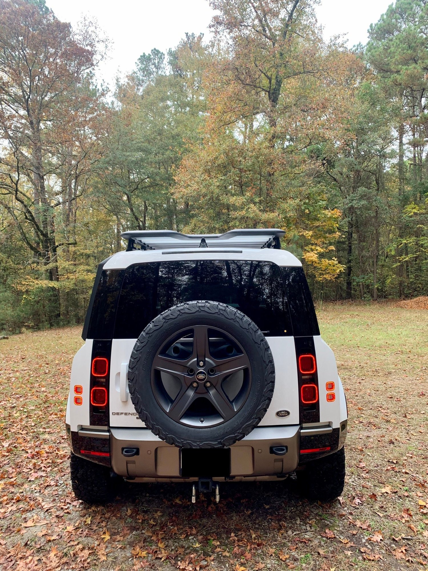 2021 Land Rover Defender - 2021 Defender HSE X-Dynamic - Used - VIN SALE37RU2M2042085 - 48,500 Miles - 6 cyl - AWD - SUV - White - Lexington, SC 29072, United States