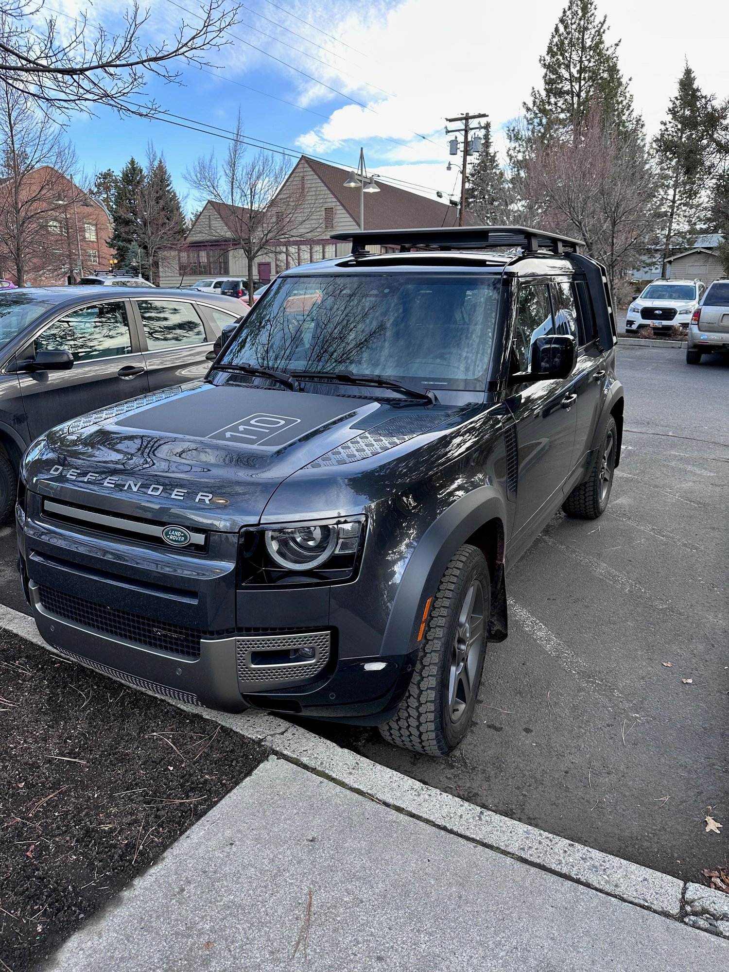 2023 Land Rover Defender - 2023 Defender 110 X Dynamic SE (P400)- $80,000 - Used - VIN SALE27EU9P2193339 - 9,200 Miles - 6 cyl - AWD - Automatic - SUV - Gray - Bend, OR 97703, United States
