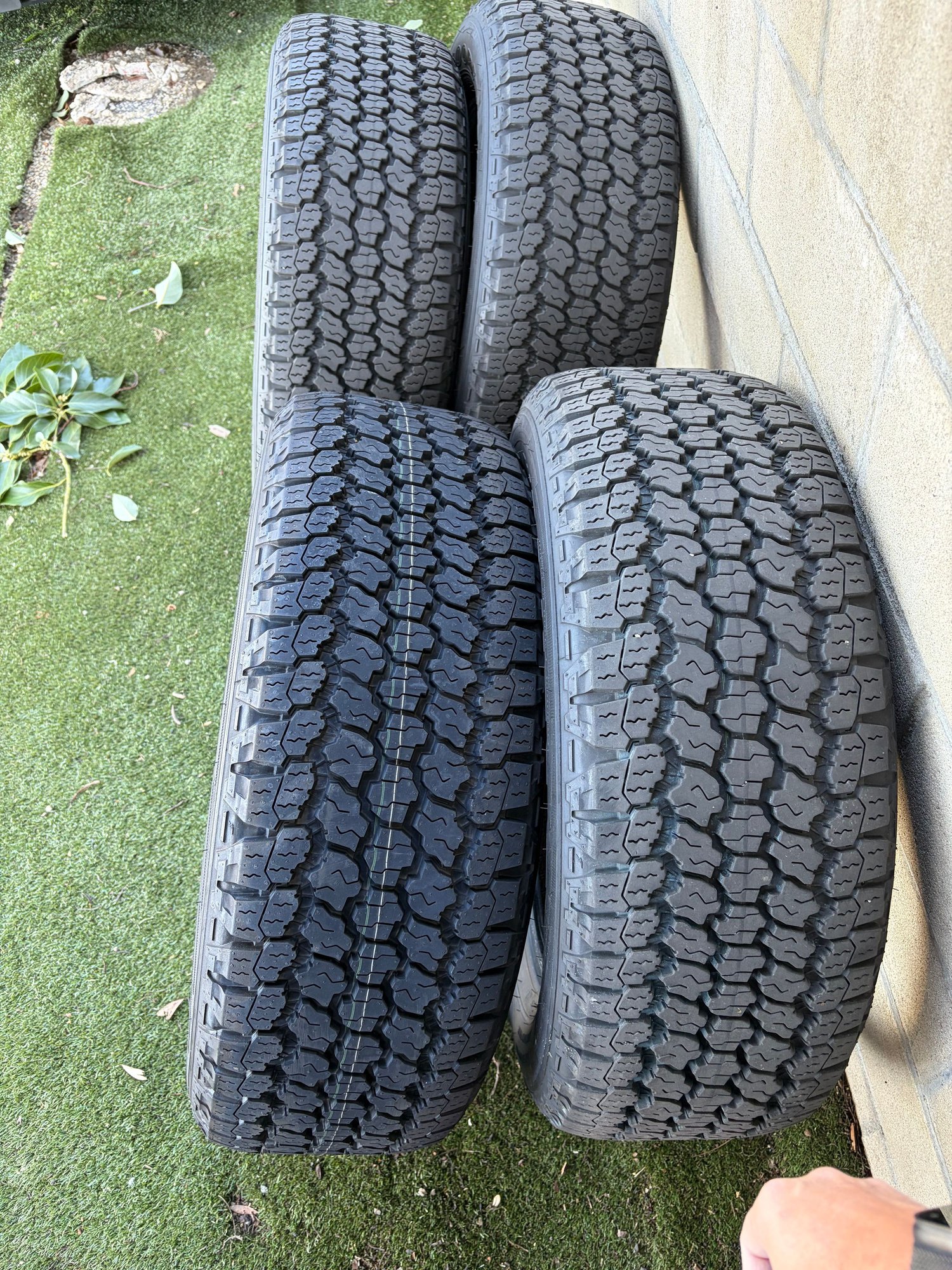 Wheels and Tires/Axles - 4 - Goodyear Wrangler All Terrain Adventure Tires 255/60R20 - Used - All Years Any Make All Models - Los Angeles, CA 90065, United States