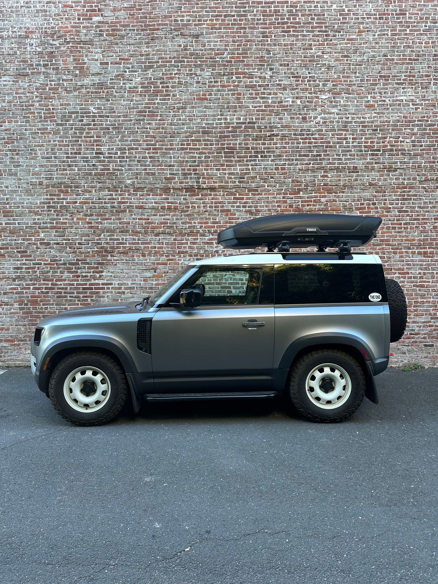 Wheels and Tires/Axles - As-new set of five (5) 265/70/18 BFG All-Terrain K03s mounted on factory steel wheels - Used - -1 to 2026  All Models - Burlington, VT 05401, United States