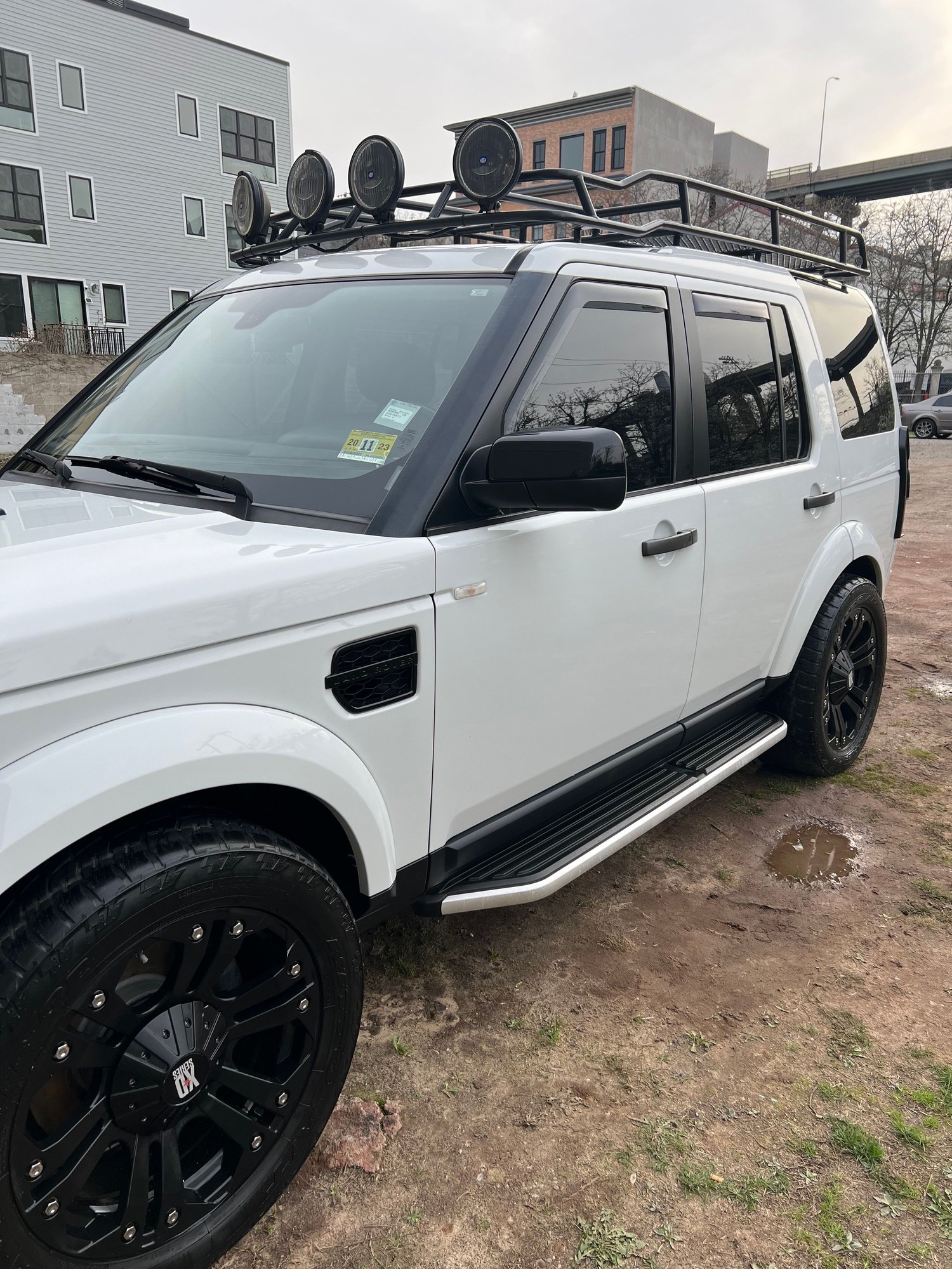 2012 Land Rover LR4 - 2012 Land Rover LR4 HSE - Used - VIN SALAK2D49CA646698 - 83,133 Miles - 8 cyl - AWD - Automatic - White - Jersey City, NJ 07302, United States