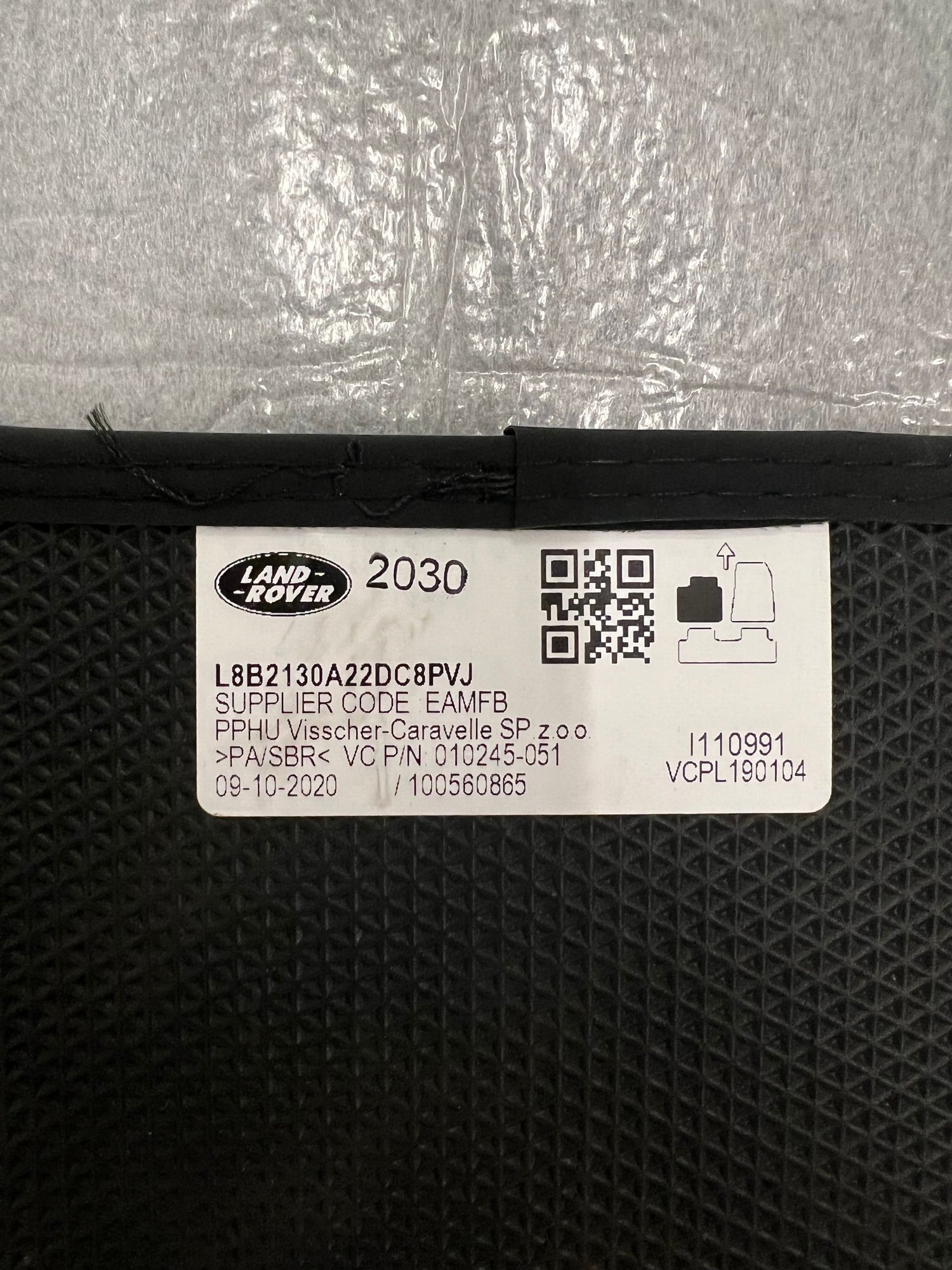 2020 Land Rover Defender - 110 Full Set Carpet Floor Mats (VCPL190104) - Accessories - $50 - Atlanta, GA 30309, United States
