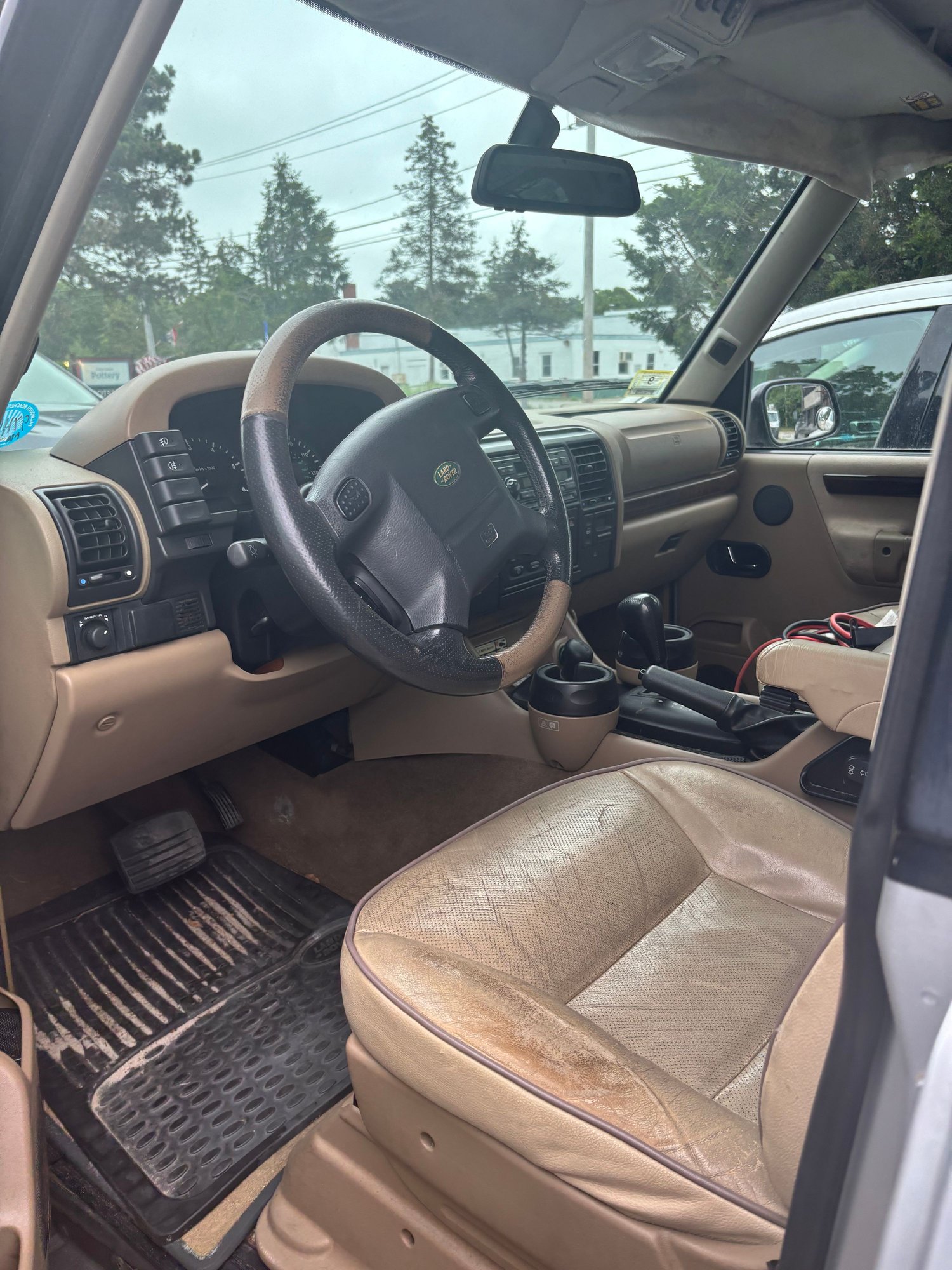 2002 Land Rover Discovery - LR Disco 2 selling AS IS - Used - VIN SALTY124X2A749549 - 198,000 Miles - SUV - Silver - Falmouth, MA 02556, United States