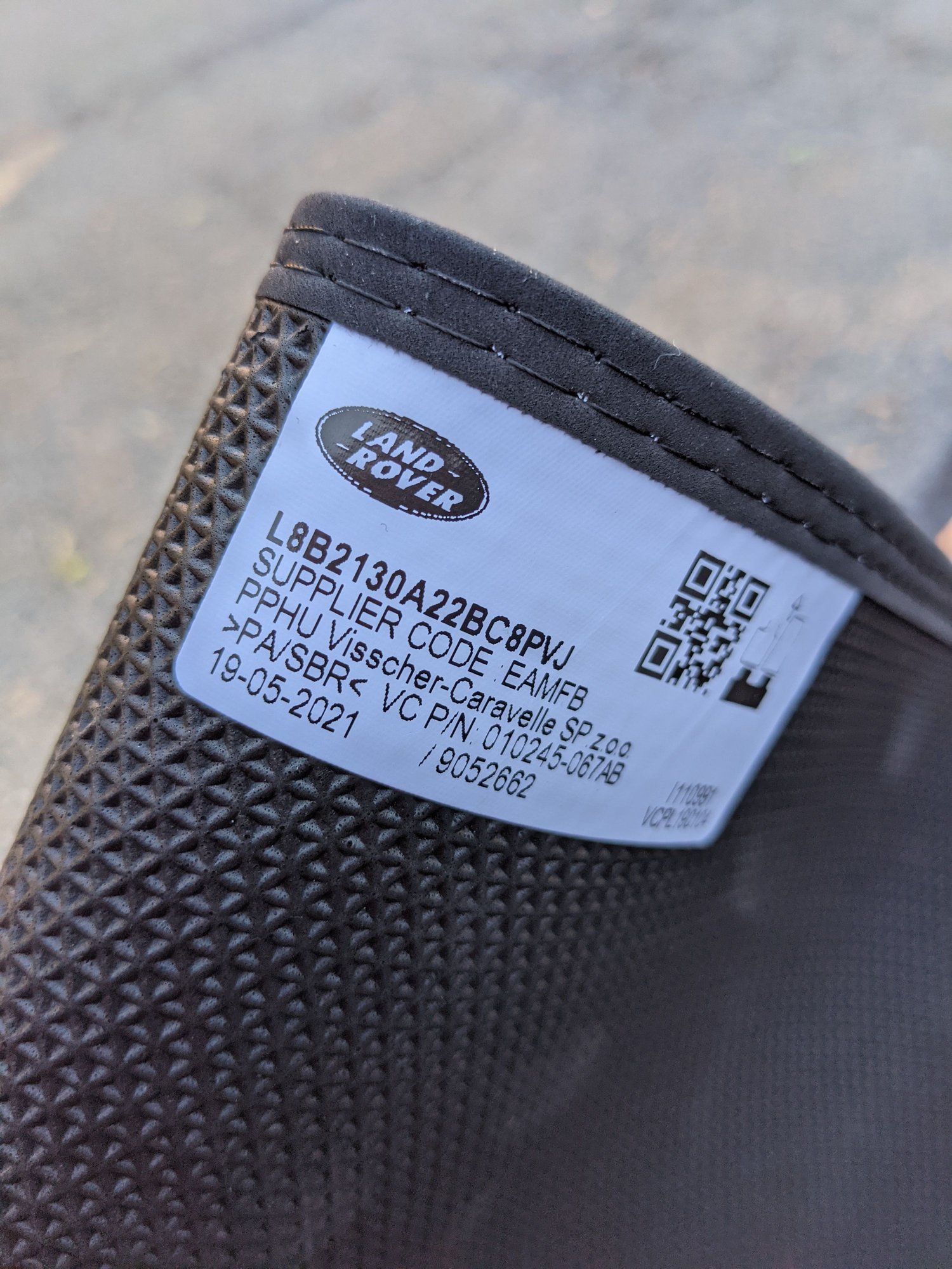 Interior/Upholstery - 2021/2022 defender 90 LHD OEM factory carpet floor mats - New - 2021 Land Rover Defender 90 - 0  All Models - Pleasantville, NY 10570, United States