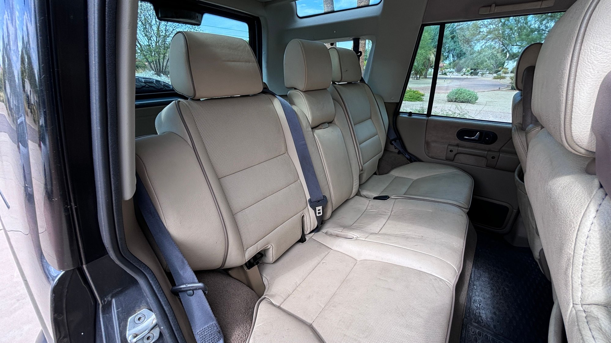 2002 Land Rover Discovery - 2002 Discovery 2 SE - 86k Miles - Used - VIN SALTY15482A741817 - 86,060 Miles - 8 cyl - 4WD - Automatic - SUV - Gray - Scottsdale, AZ 85260, United States