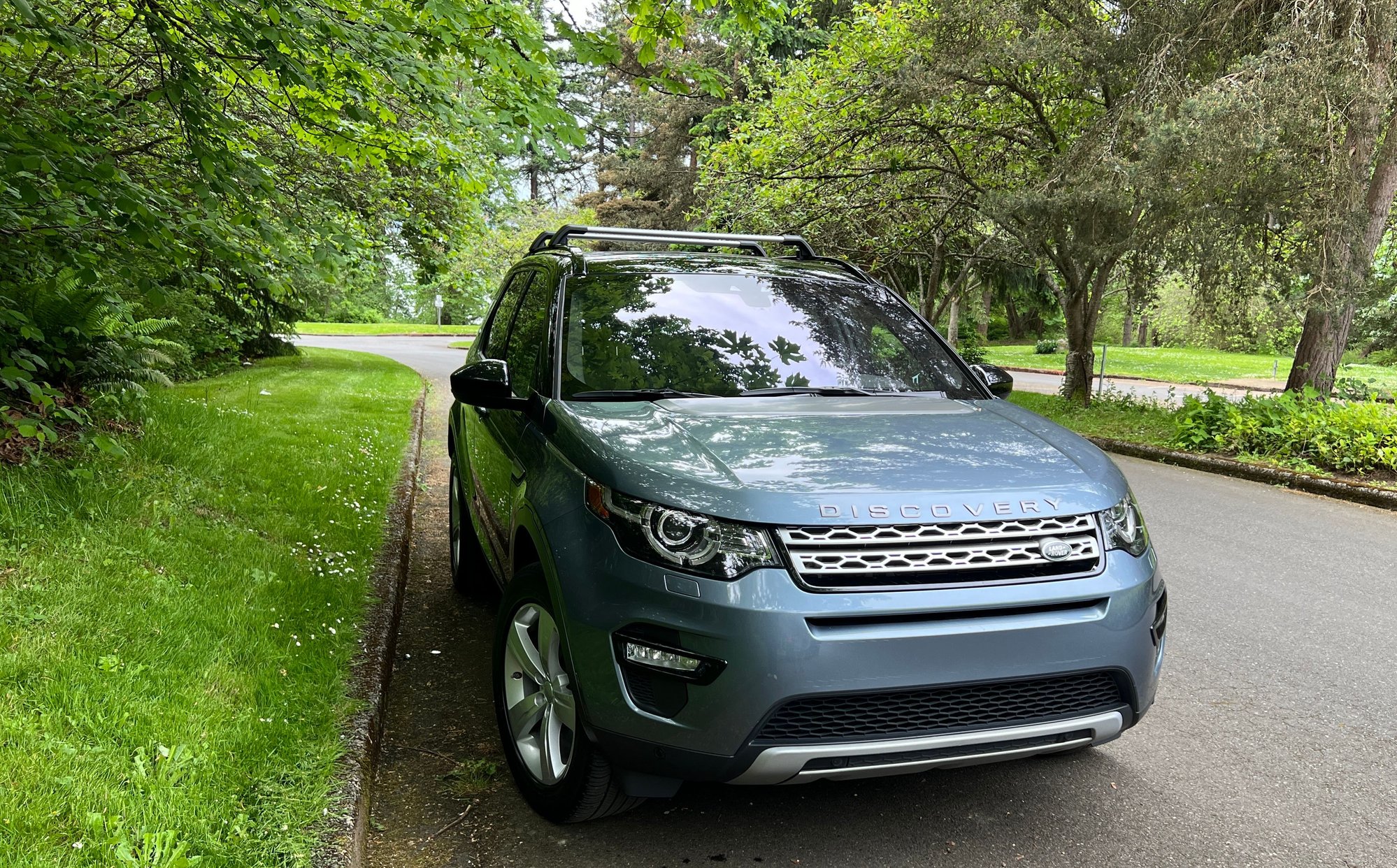2018 Land Rover Discovery Sport - 2018 Land Rover Discovery Sport HSE 237 HP Sport Utility 4D - Used - VIN SALCR2RX9JH753410 - 50,000 Miles - 4 cyl - 4WD - Automatic - SUV - Blue - Seattle, WA 98118, United States