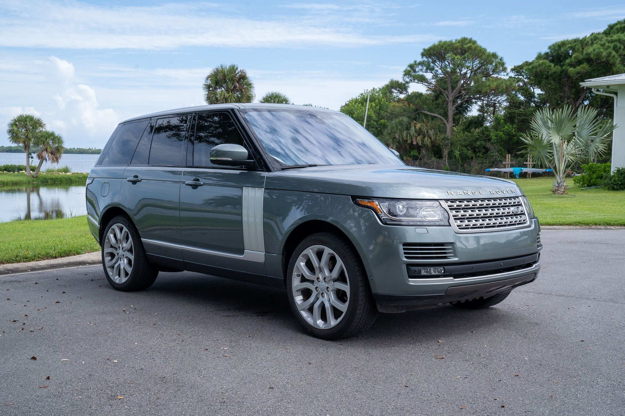 2017 Land Rover Range Rover - 2017 Range Rover, Td6, CPO, high option car - Used - VIN SALGS2FK8HA341349 - Satellite Beach, FL 32937, United States