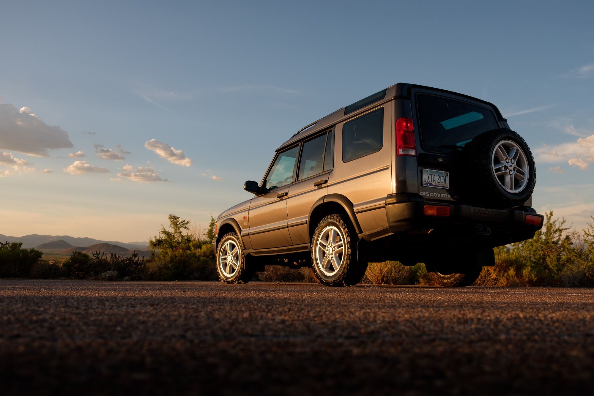 2002 Land Rover Discovery - 2002 Discovery 2 SE - 86k Miles - Used - VIN SALTY15482A741817 - 86,060 Miles - 8 cyl - 4WD - Automatic - SUV - Gray - Scottsdale, AZ 85260, United States