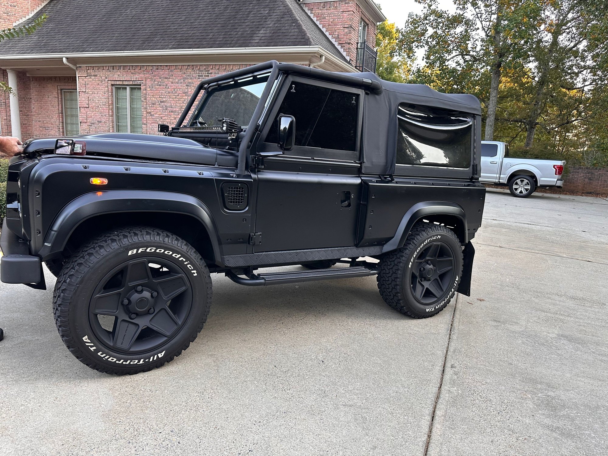 1997 Land Rover Defender 90 - ALL CUSTOM Matte Black, luxurious interior - Used - VIN Saldv2240va117988 - 66,500 Miles - 8 cyl - Automatic - SUV - Black - Roswell, GA 30075, United States