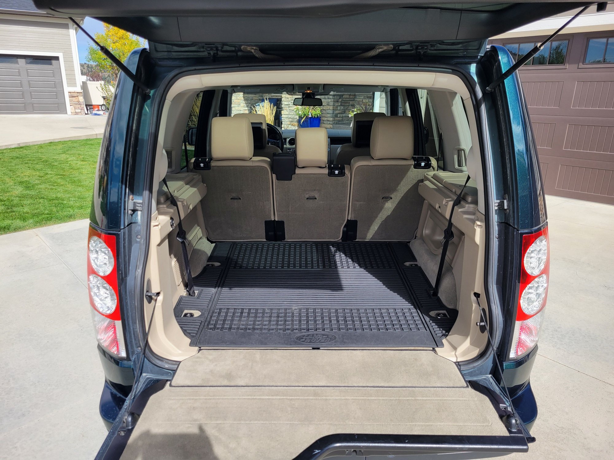 2012 Land Rover LR4 - 2012 Land Rover LR4 HSE Lux For Sale - Used - VIN SALAK2D49CA643901 - 156,600 Miles - 8 cyl - 4WD - Automatic - SUV - Other - Billings, MT 59106, United States