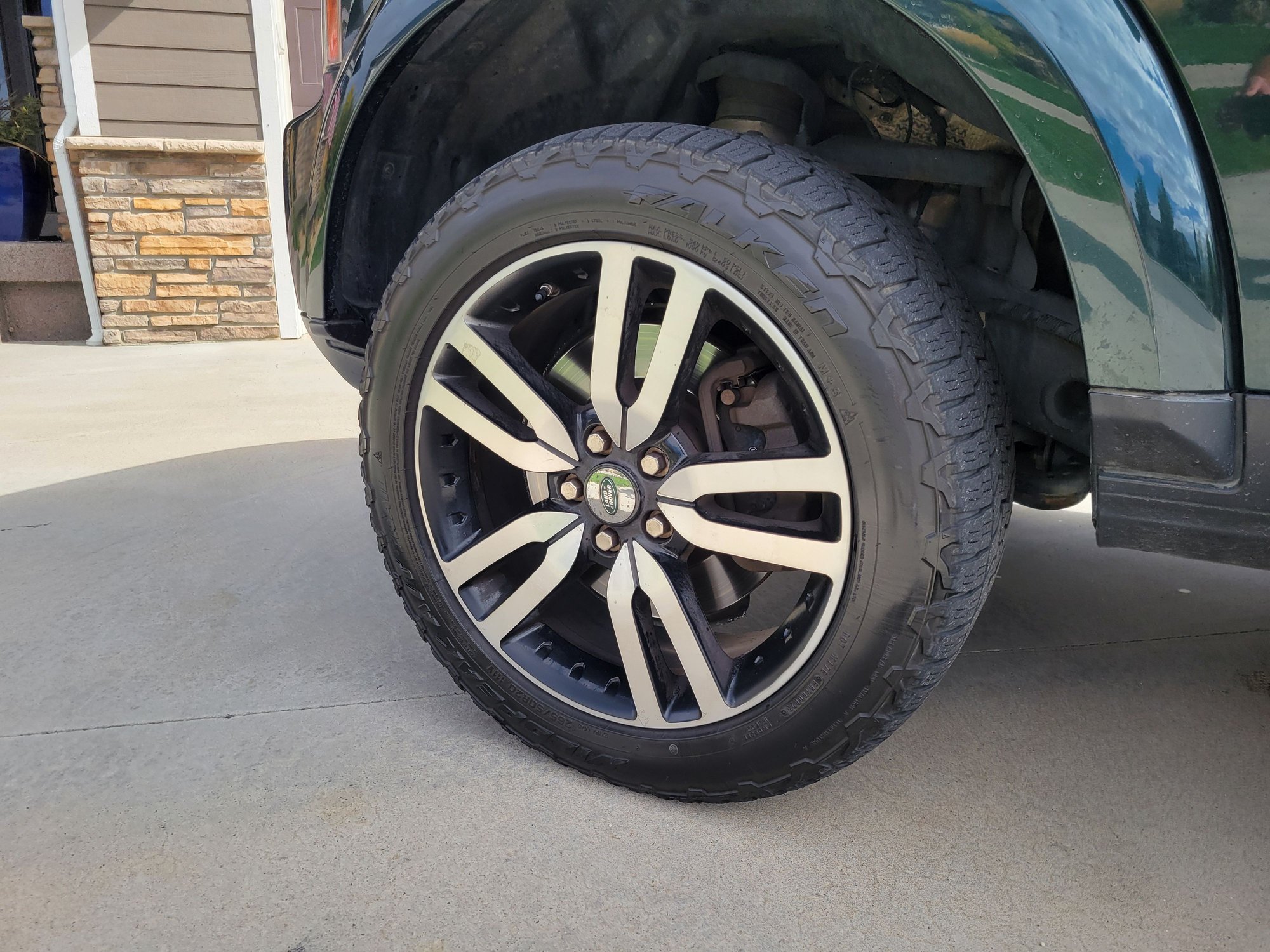 2012 Land Rover LR4 - 2012 Land Rover LR4 HSE Lux For Sale - Used - VIN SALAK2D49CA643901 - 156,600 Miles - 8 cyl - 4WD - Automatic - SUV - Other - Billings, MT 59106, United States